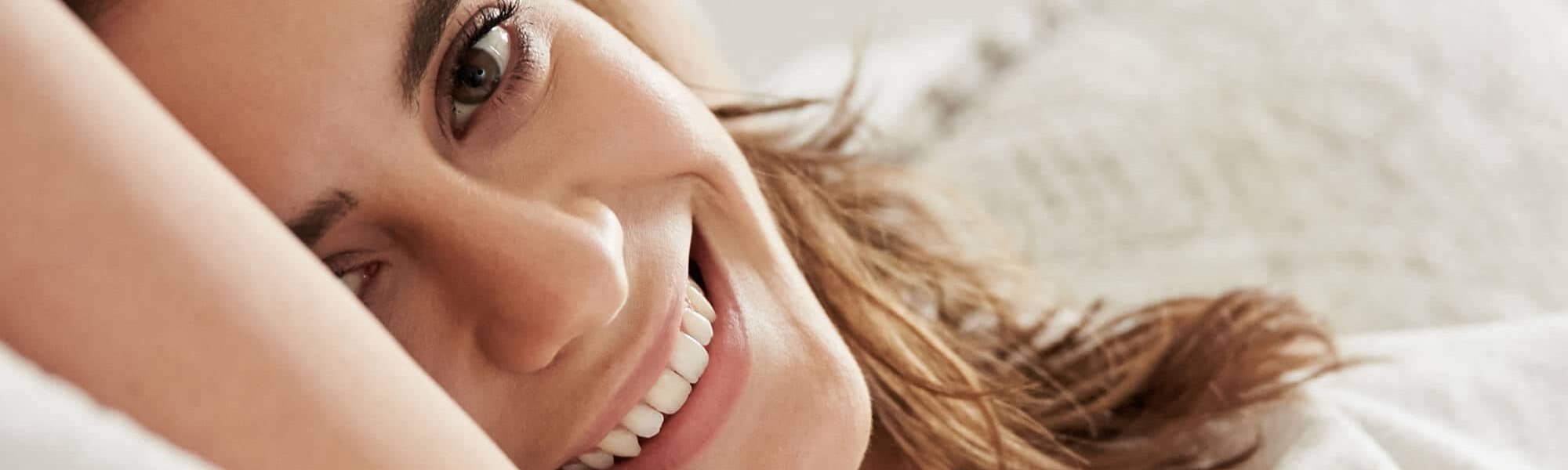 6 Powerful Habits To Achieve Youthful Skin