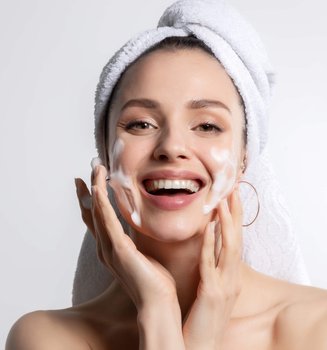 how to have smooth skin, youthful skin, am pm skincare