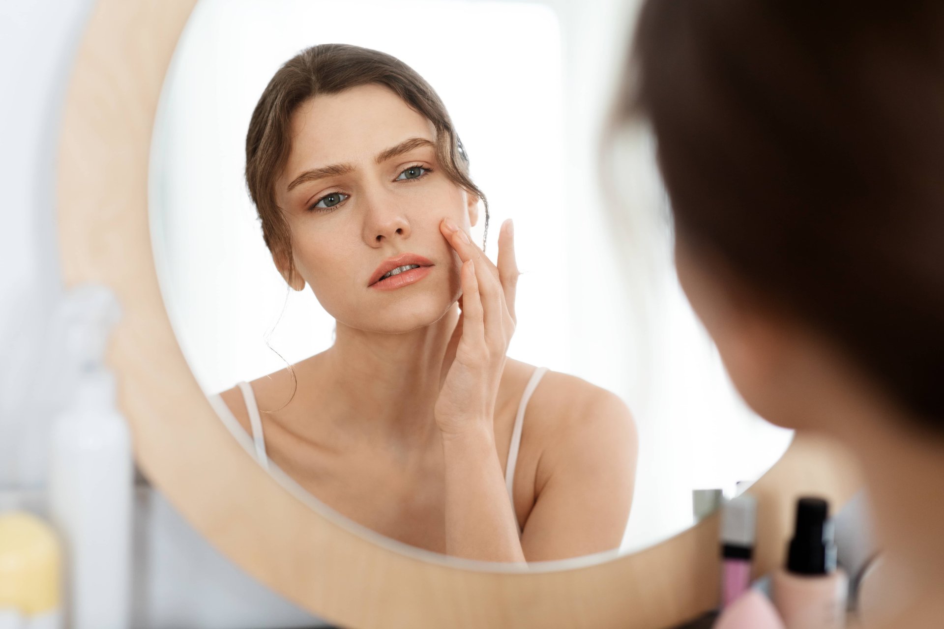 skincare mistakes, mistakes that make you look older, how to avoid aging skin, youthful skin