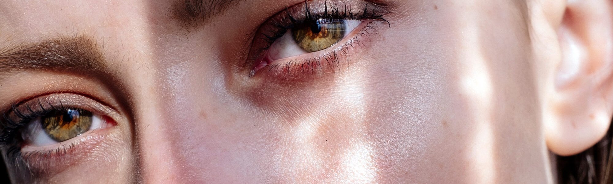 Ten Makeup Tips For Gorgeous Dewy Skin Hero